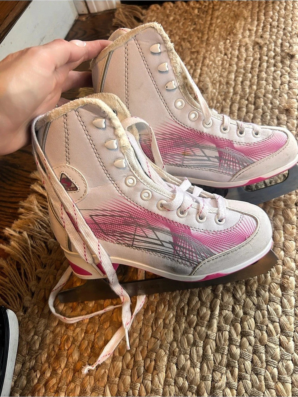 Girls Heelys Pink & White High-Top ice skates